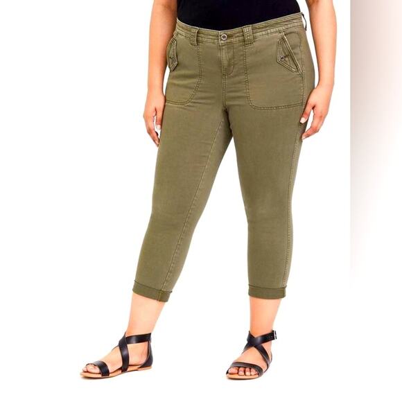 Torrid Pants Womens Sz 22 Twill Skinny Straight Leg Green Casual Stretch Jeans - Picture 1 of 9